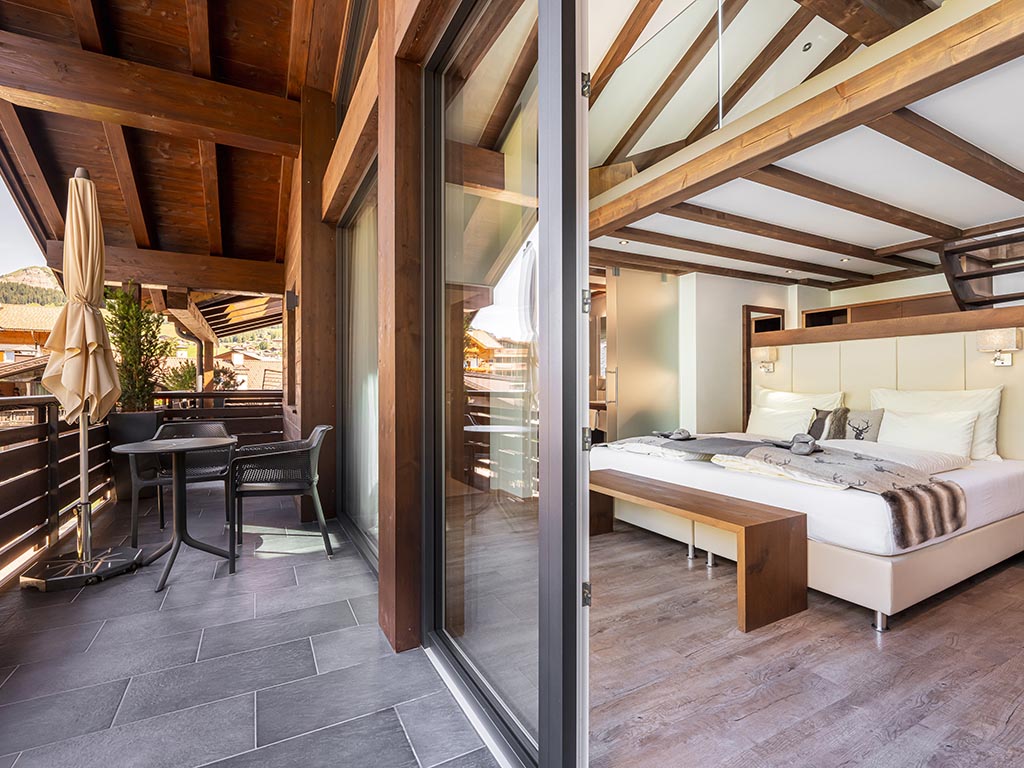 Arya Alpina Loft
