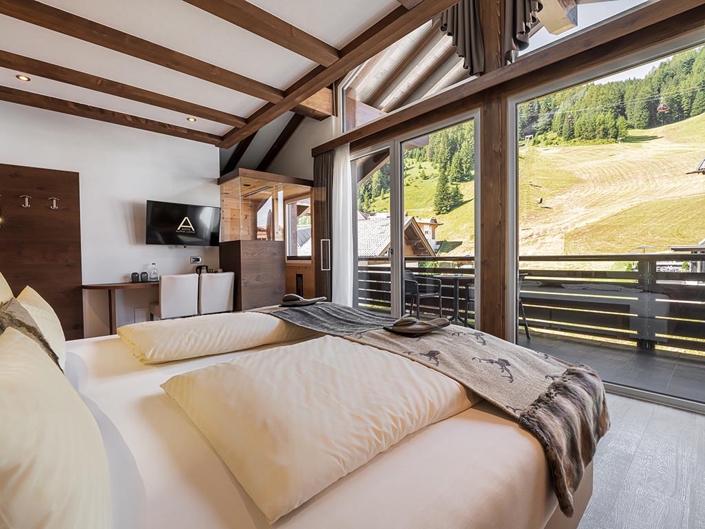 Arya Alpina Loft