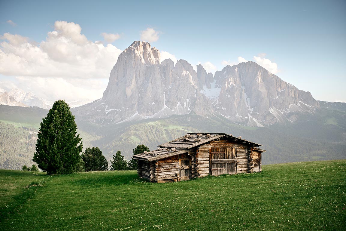 View from the Seceda towards the Sassolungo and Sassopiatto in summer