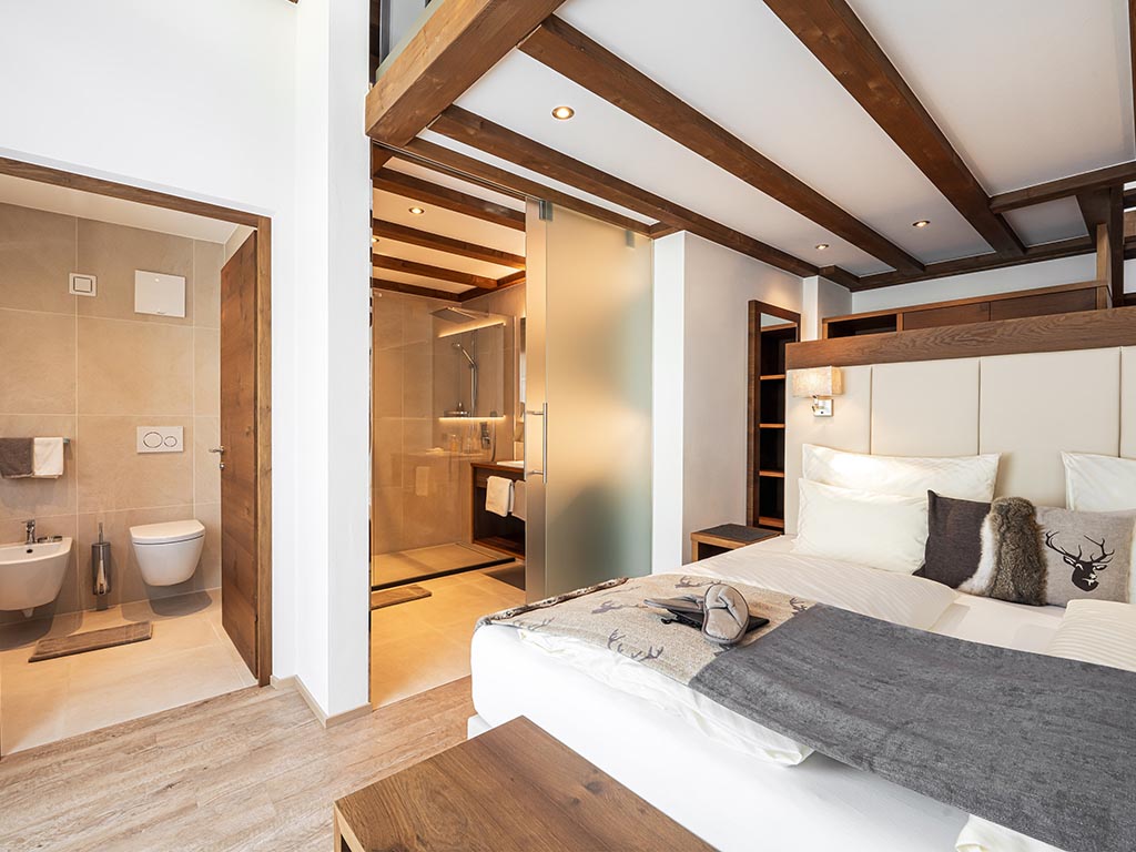 Arya Alpina Loft