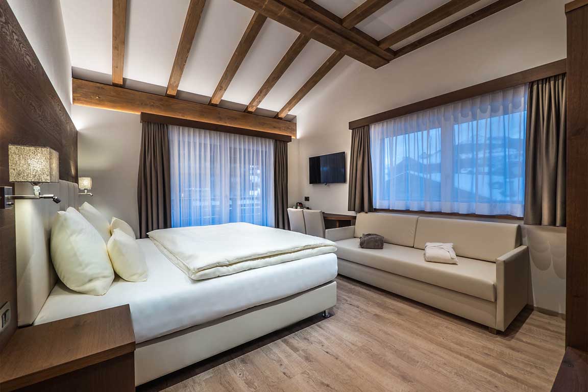 Hotelroom in the Dolomites - Mountain Seceda room