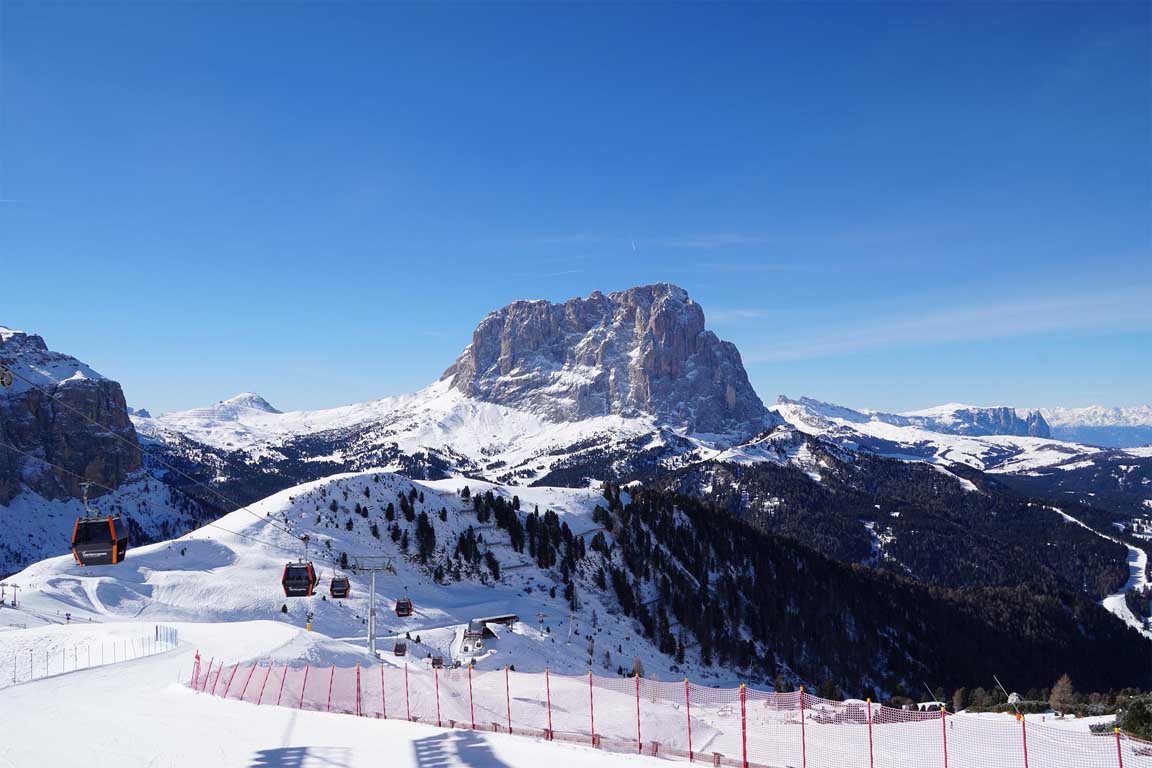 Skiurlaub / Skifahren im Februar in Südtirol, Dolomiten