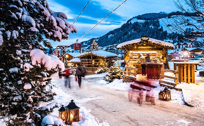 Kerstmarkt in Selva Val Gardena, Zuid-Tirol